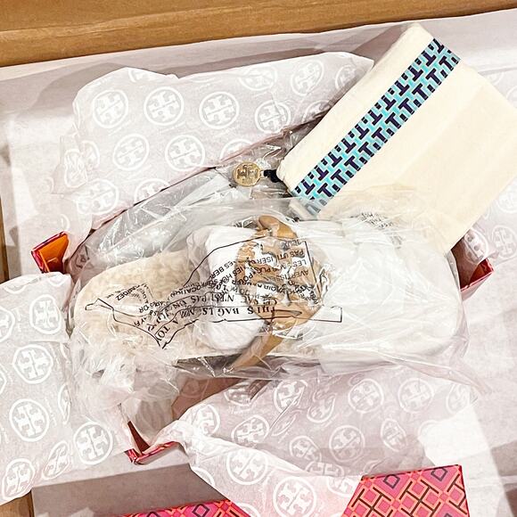 Tory Burch Miller Cloud Genuine Shearling Flip Flop Flats Sandals Size 9 NWB - Picture 6 of 10